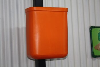 wall mounted bin 50 litre plastic