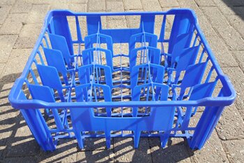 plastic grass partition crate