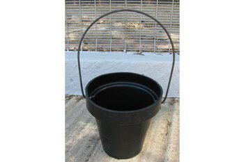 plastic strong bucket 5 litre